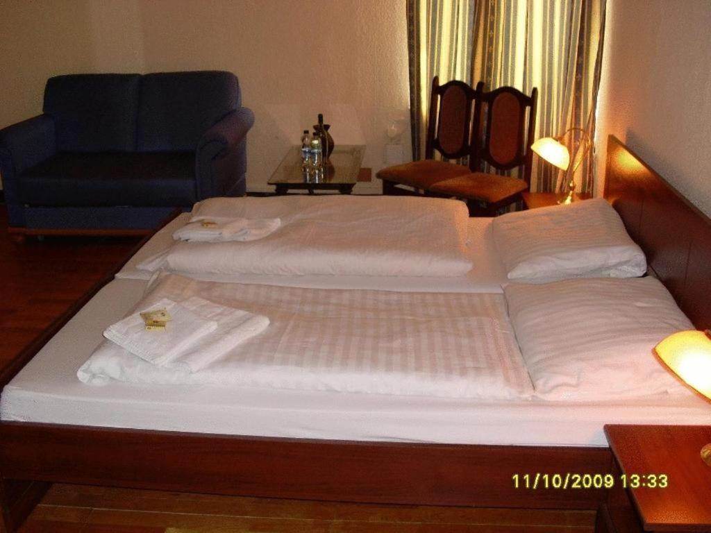 Hotel Central Inn Am Hauptbahnhof Pension Berlin Zewnętrze zdjęcie