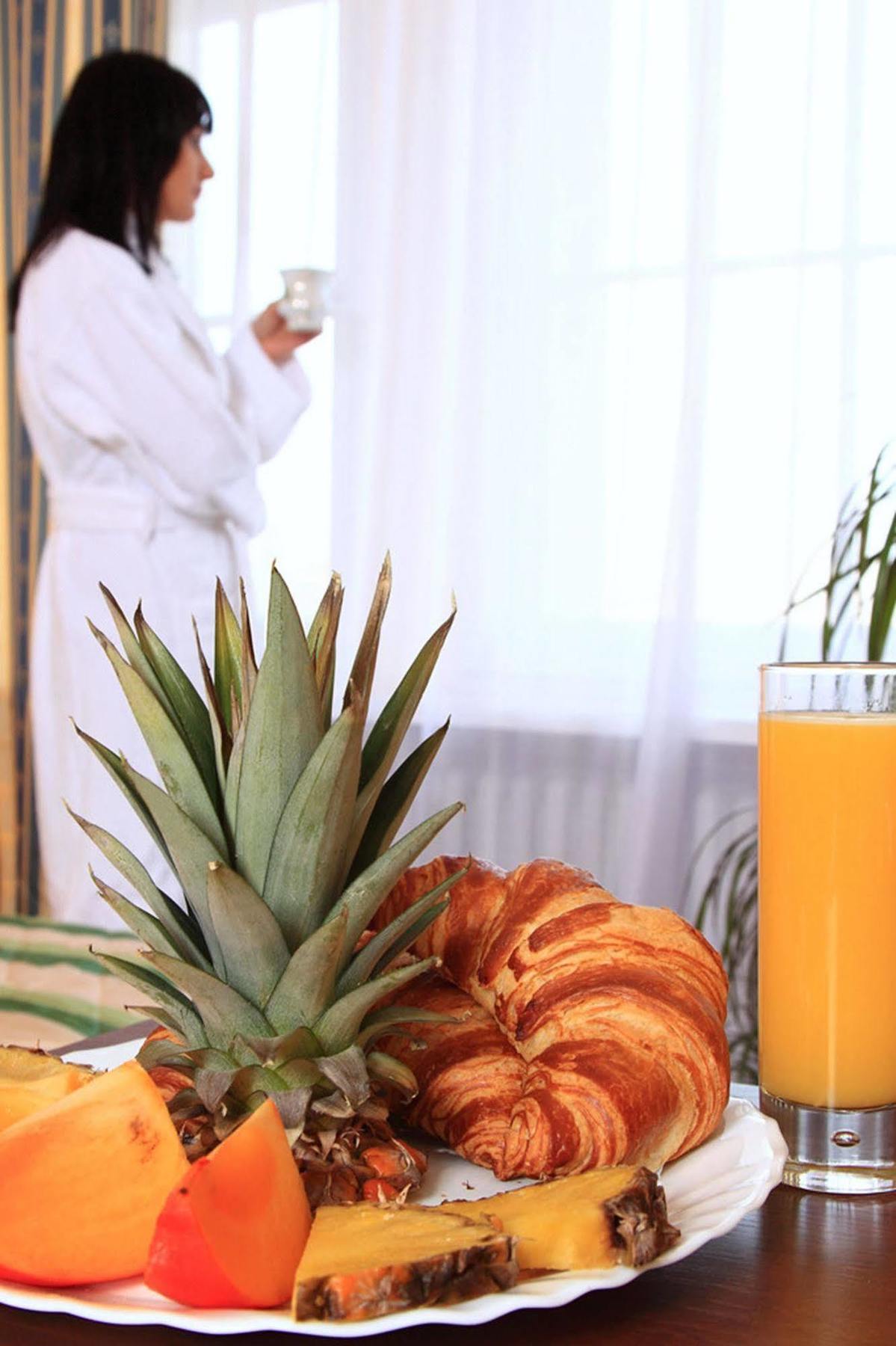 Hotel Central Inn Am Hauptbahnhof Pension Berlin Zewnętrze zdjęcie