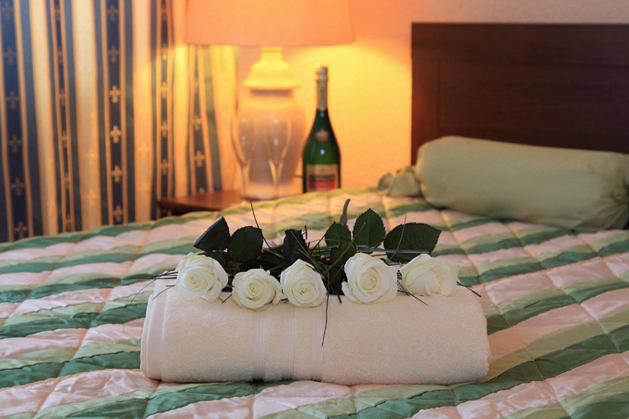 Hotel Central Inn Am Hauptbahnhof Pension Berlin Zewnętrze zdjęcie